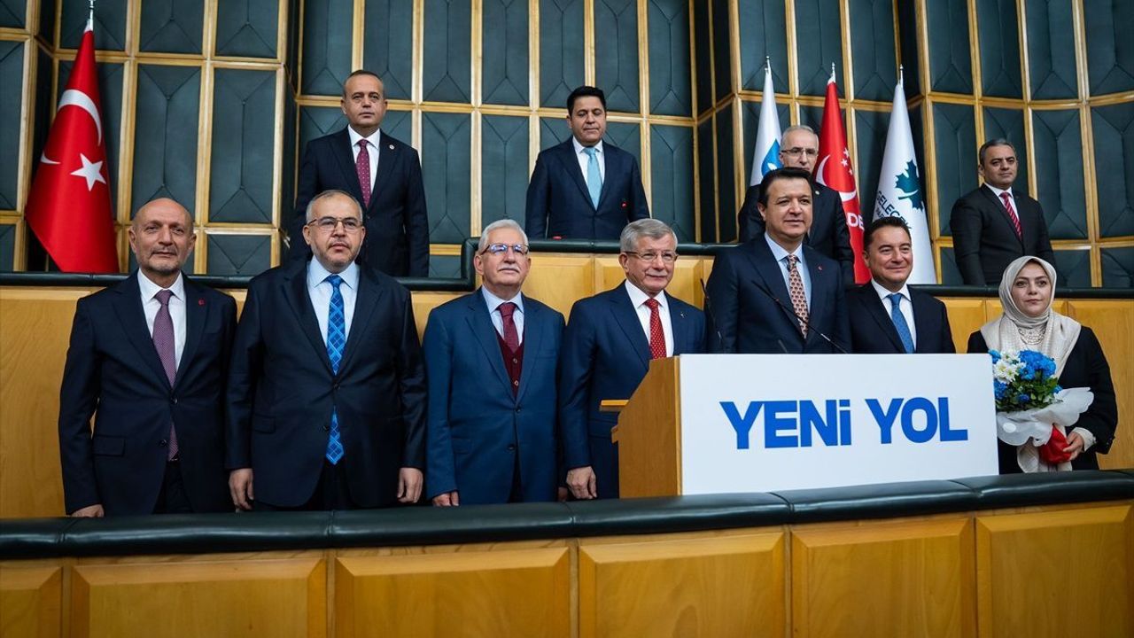 Yeni Yol partisi